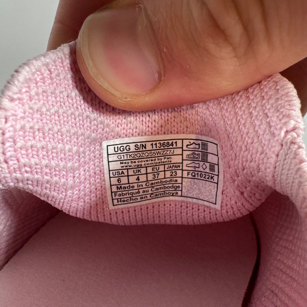 UGG Cahlvan Pink Knit Slip On Sneakers Womens 6 Low Top Shoes 1136841 - Picture 8 of 8